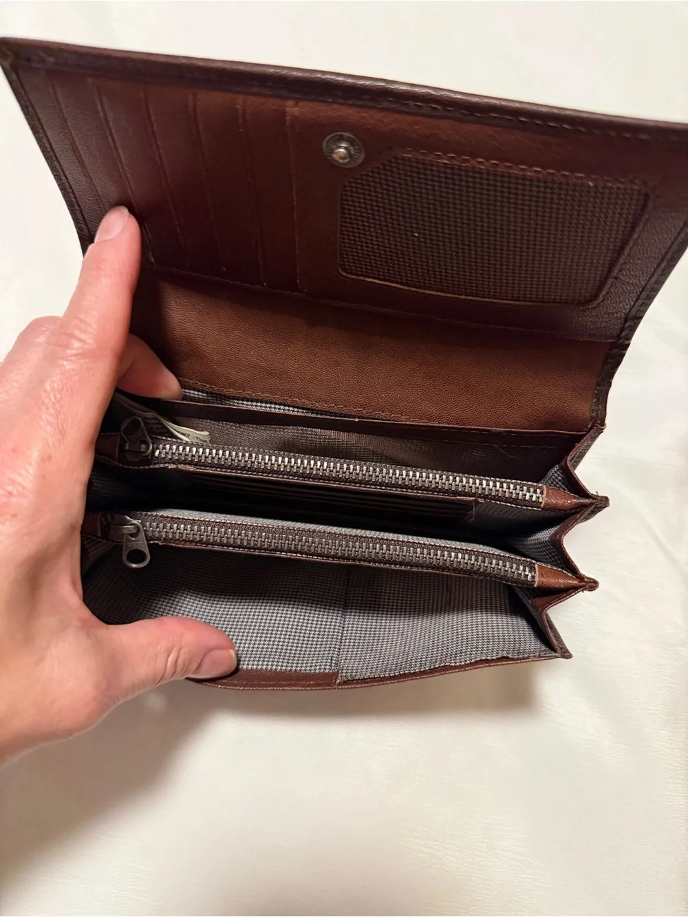Spikes & Sparrow Genuine Leather Brown Foldover Wallet Clutch Wristlet